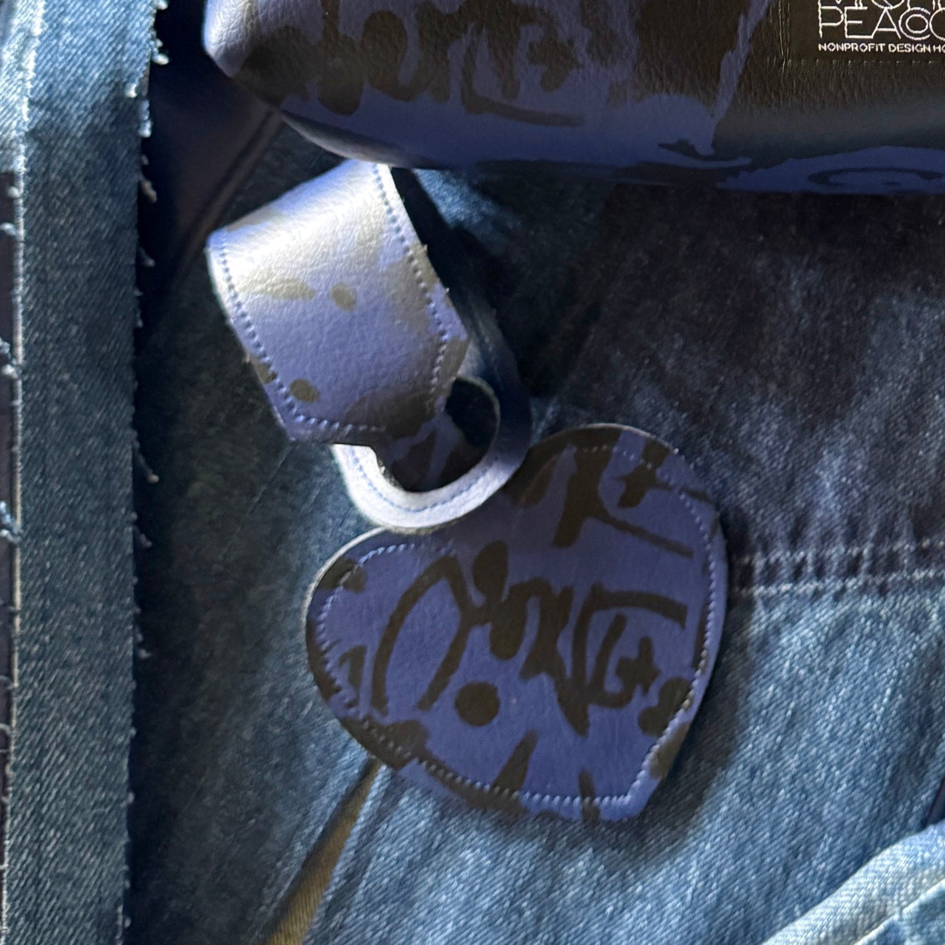 Blue & black graffiti luggage tag by Magpies & Peacocks x Southwest Airlines