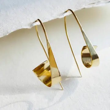 Brass Curve Flat Hoop Earrings